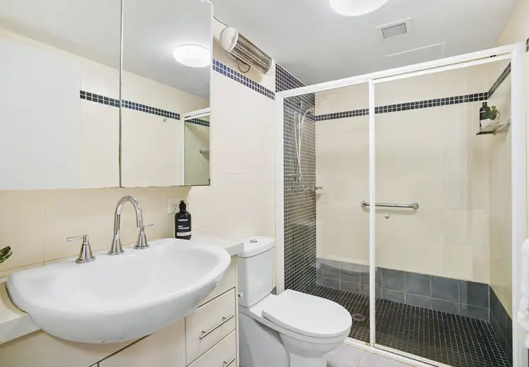 Fifth view of Homely unit listing, 8/6-8 Waterloo Street, Narrabeen NSW 2101