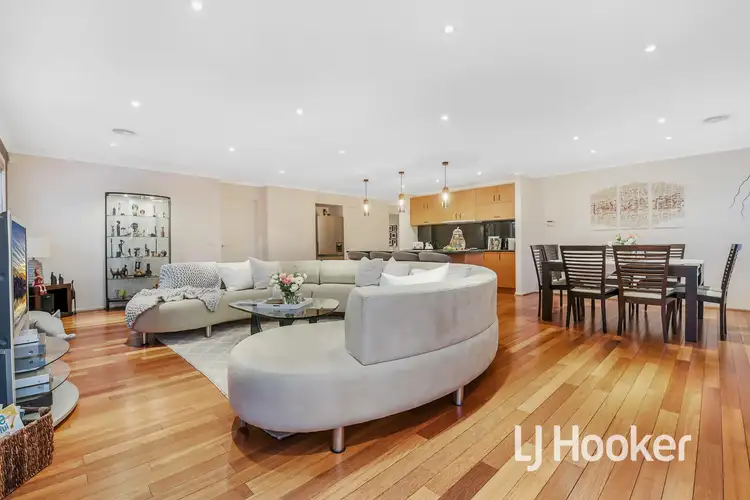 Fifth view of Homely house listing, 12 Oakford Rise, Hampton Park VIC 3976