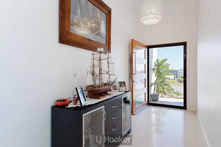 Second view of Homely house listing, 8 Ripon Way, Macquarie Hills NSW 2285