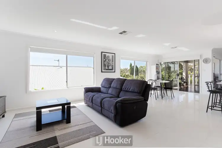 Fourth view of Homely house listing, 8 Ripon Way, Macquarie Hills NSW 2285