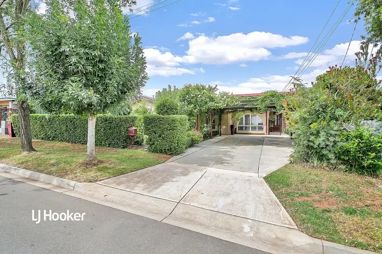 9 McNamara Street, Modbury Heights SA 5092