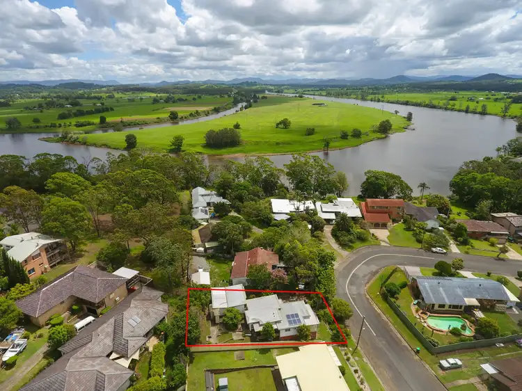 38 Bayview Crescent, Taree NSW 2430