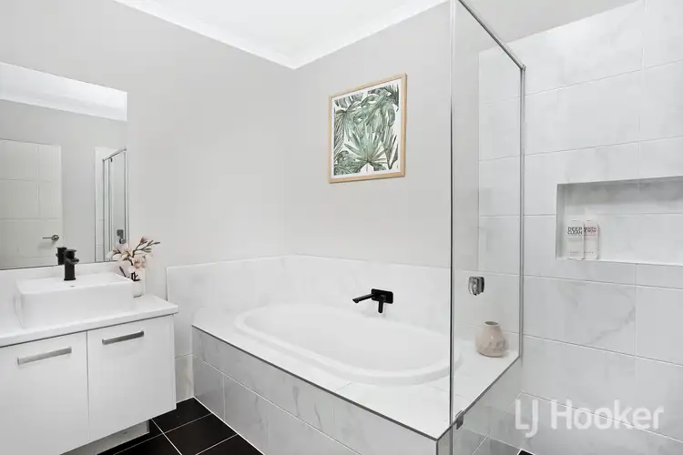 Fourth view of Homely house listing, 167 Hampshire Boulevard, Spring Farm NSW 2570