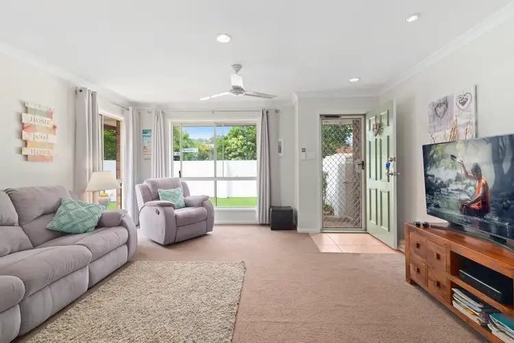 2/5 Natasha Court, Currumbin Waters QLD 4223