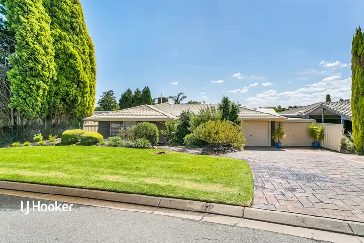 11 Royal Admiral Place, Surrey Downs SA 5126