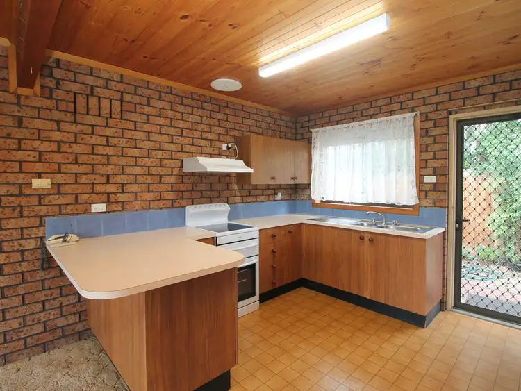 Third view of Homely unit listing, 6/4 Beckley Court, Bairnsdale VIC 3875