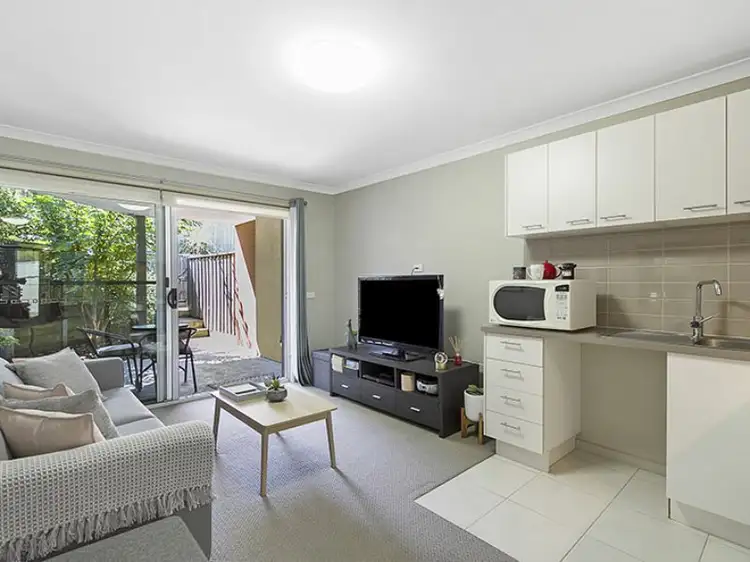 Main view of Homely unit listing, 8 White Close, Lilydale VIC 3140