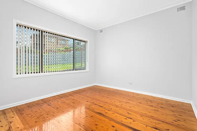 Fourth view of Homely house listing, 11 Karrabah Crescent, Lake Heights NSW 2502