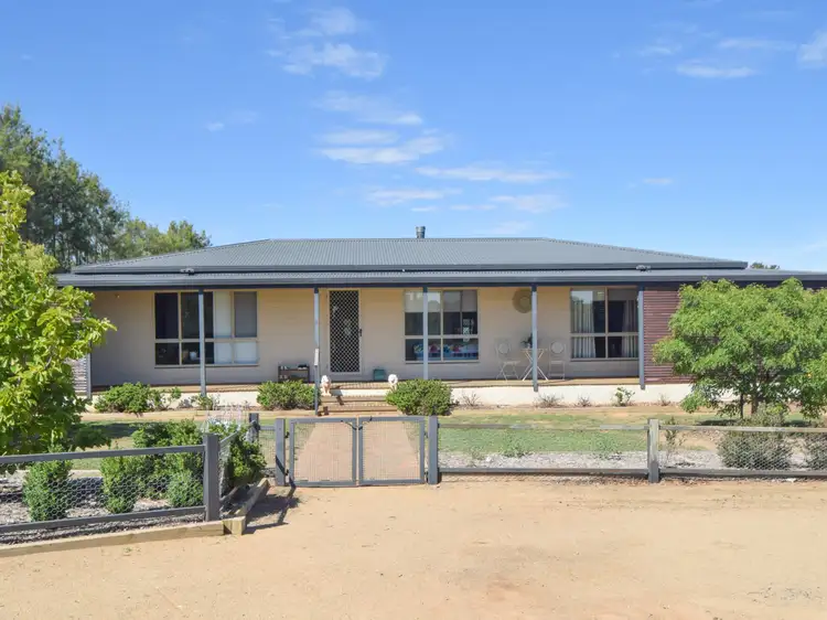 9 Prunevale Road, Prunevale, Young NSW 2594