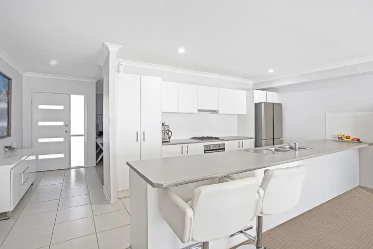 Second view of Homely house listing, 11 Nigella Circuit, Hamlyn Terrace NSW 2259