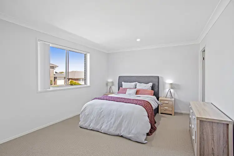 Fifth view of Homely house listing, 11 Nigella Circuit, Hamlyn Terrace NSW 2259