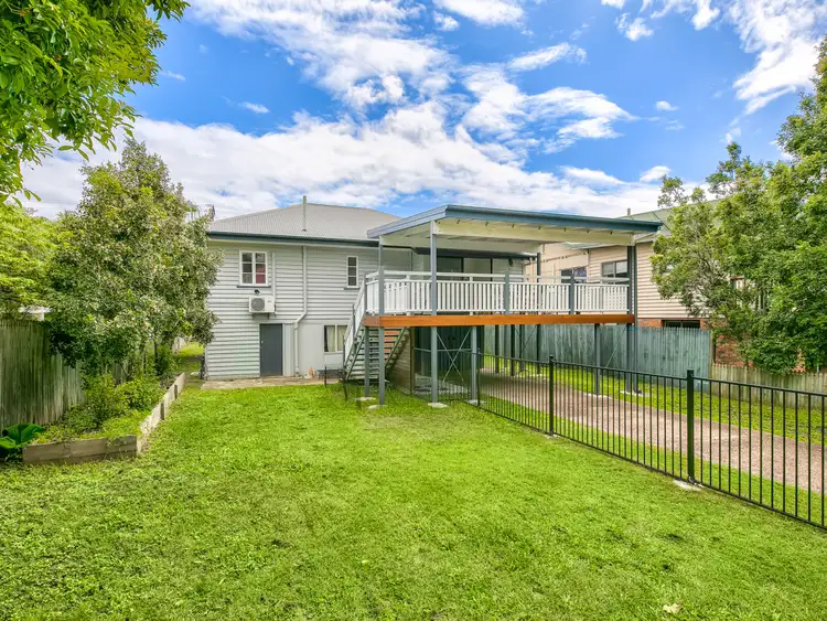 259 Webster Road, Stafford QLD 4053