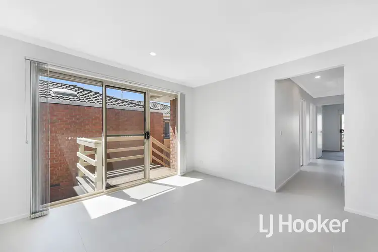 Seventh view of Homely house listing, 6 Cumulus Court, Hampton Park VIC 3976