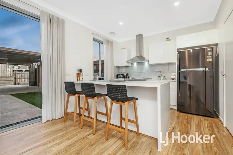 Sixth view of Homely house listing, 95 Lynbrook Boulevard, Lynbrook VIC 3975