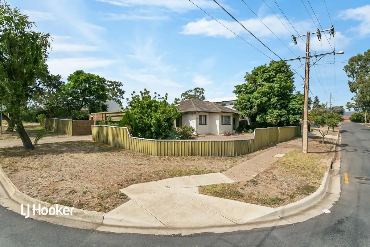 Main view of Homely house listing, 2 Elizabeth Crescent, Valley View SA 5093