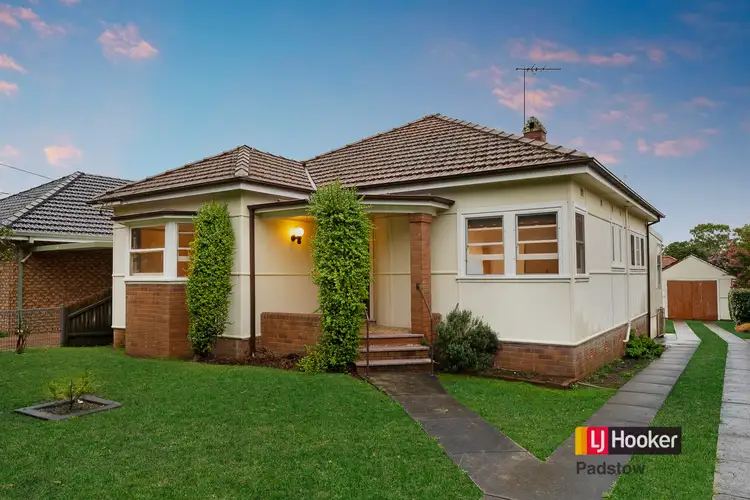 Main view of Homely house listing, 10 Gloucester Avenue, Padstow NSW 2211
