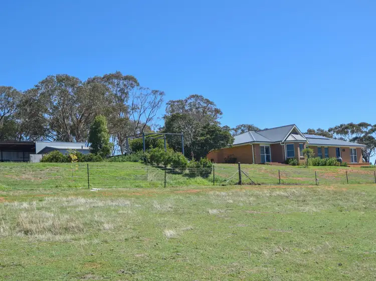 45 Normans Road, Young NSW 2594