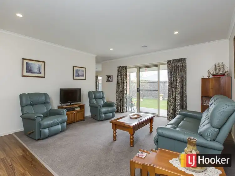 Fifth view of Homely house listing, 7 Surrey Place, Inverloch VIC 3996