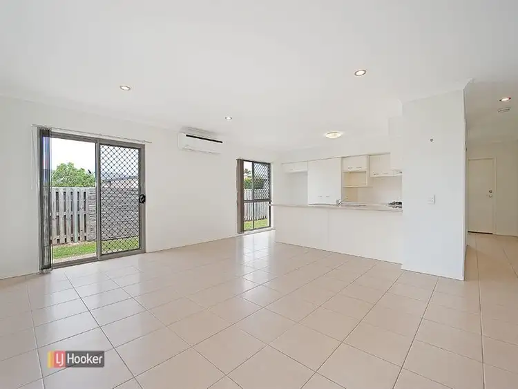 Sixth view of Homely house listing, 2 Bellthorpe Circuit, Kallangur QLD 4503