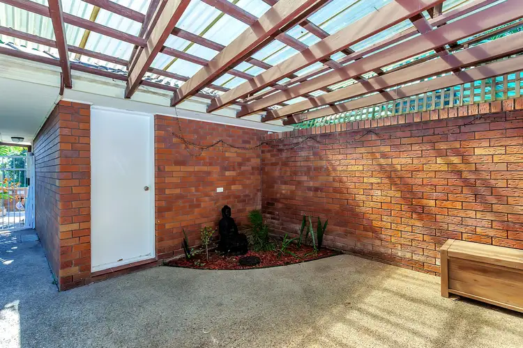 Sixth view of Homely semi-detached listing, 2/7 Flora Close, Burleigh Waters QLD 4220