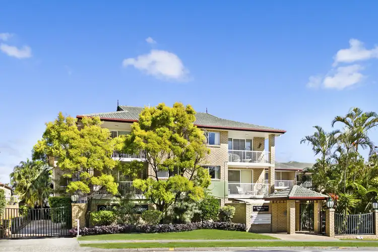 15/16 Whitby Street, Southport QLD 4215