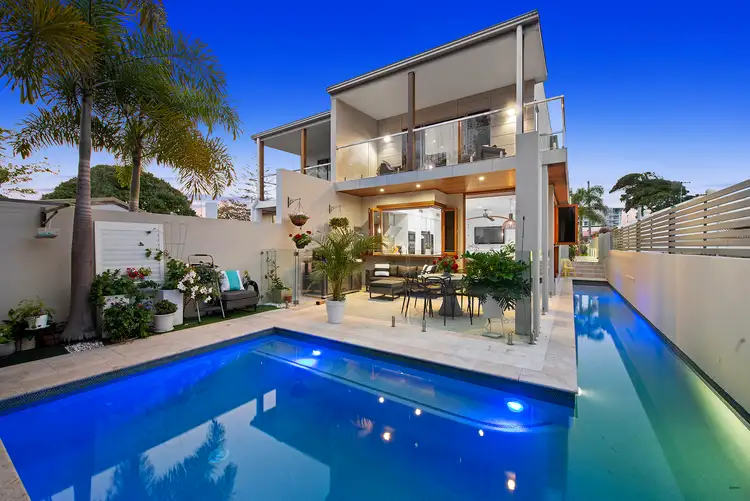 1/22 Third Avenue, Palm Beach QLD 4221