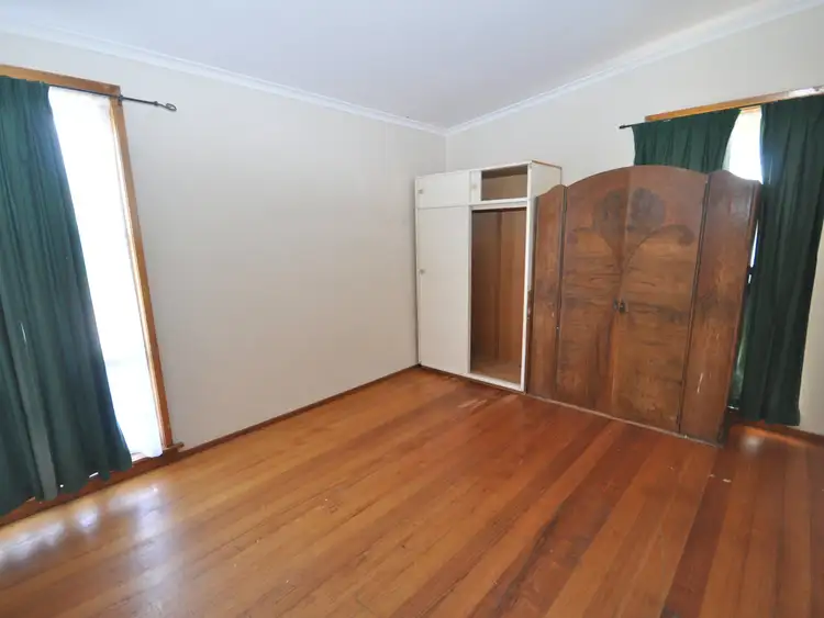 Sixth view of Homely house listing, 11 Flett Court, East Bairnsdale VIC 3875