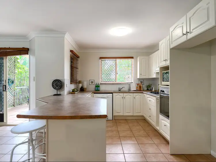 Fifth view of Homely townhouse listing, 2/182 Trouts Road, Stafford Heights QLD 4053