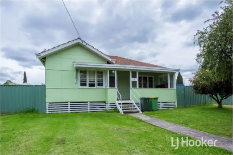 11 Prinsep Crescent, Collie WA 6225