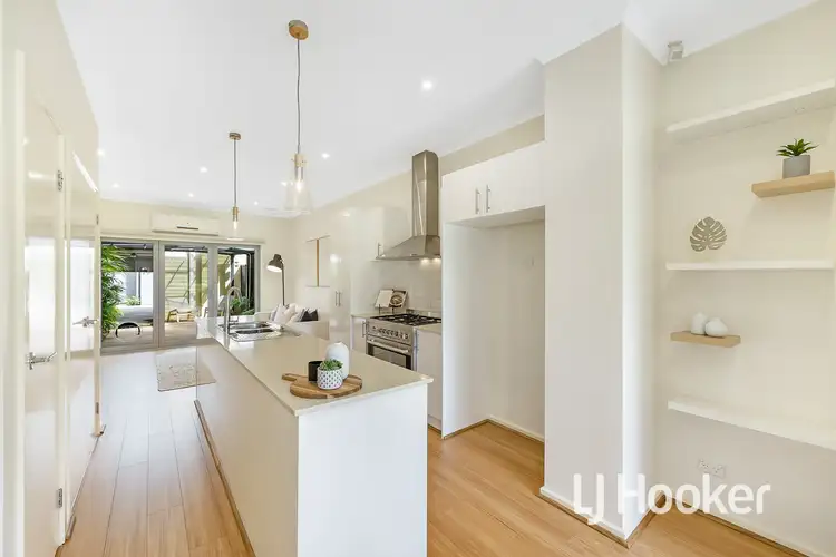 Main view of Homely house listing, 6/11 Howqua Place, Pakenham VIC 3810