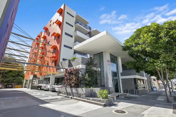 12/171 Scarborough Street, Southport QLD 4215