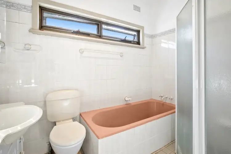 Sixth view of Homely house listing, 32 Essilia Street, Collaroy Plateau NSW 2097
