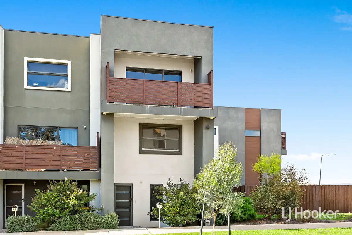 Main view of Homely townhouse listing, 43 Matilda Avenue, Wollert VIC 3750