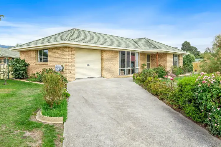 8 Carrington Drive, Margate TAS 7054