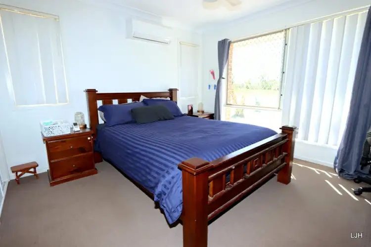 Sixth view of Homely house listing, 2 Lakeside Drive, Emerald QLD 4720