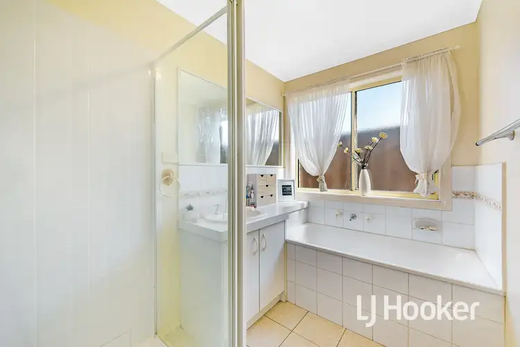 Sixth view of Homely house listing, 30 St Andrews Court, Narre Warren South VIC 3805