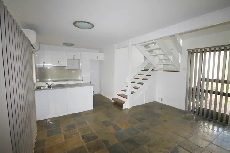 Second view of Homely unit listing, 8/1-9 Yulgibar Close, Kooralbyn QLD 4285