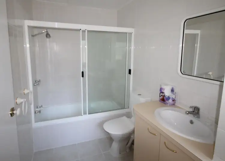 Sixth view of Homely unit listing, 8/1-9 Yulgibar Close, Kooralbyn QLD 4285