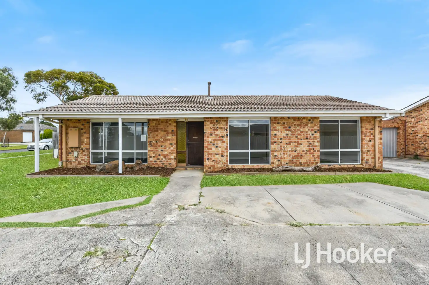Main view of Homely unit listing, 1/17 Fairfield Street, Cranbourne VIC 3977