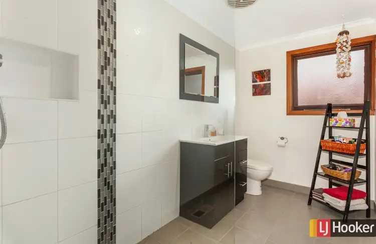 Sixth view of Homely house listing, 32 McCarthy Court, Wallan VIC 3756
