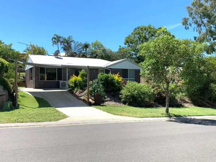 10 Curtis Avenue, Boyne Island QLD 4680