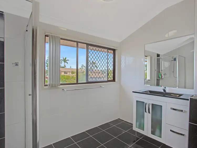 Fifth view of Homely semi-detached listing, 6/3-5 Cotinga Crescent, Burleigh Waters QLD 4220