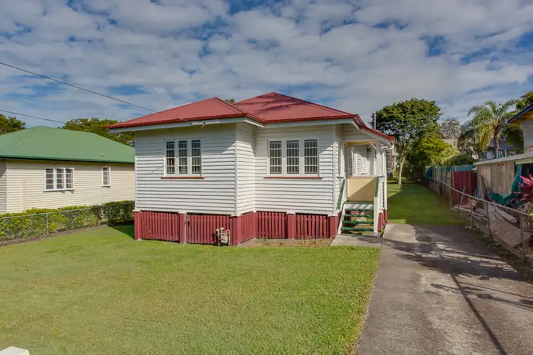 38 Hoolan Street, Stafford QLD 4053