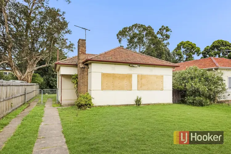 14 Ostend St, Granville NSW 2142