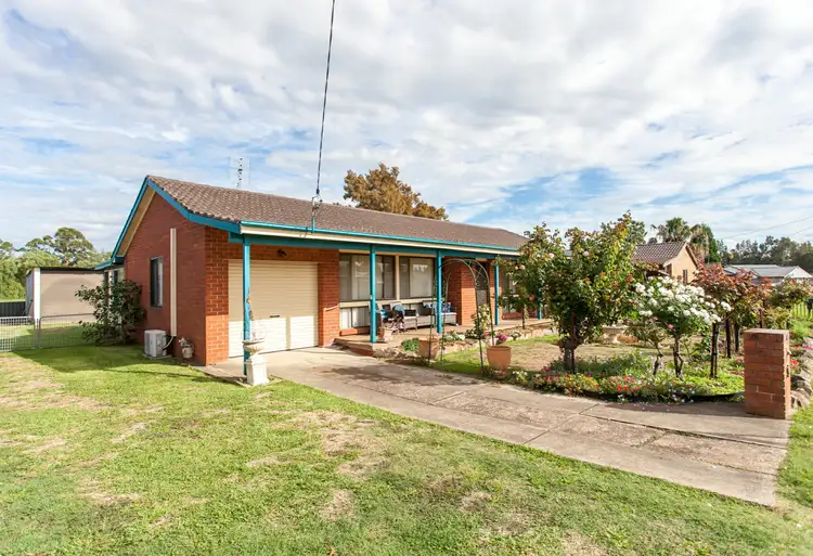 97 Macquarie Ave, Cessnock NSW 2325