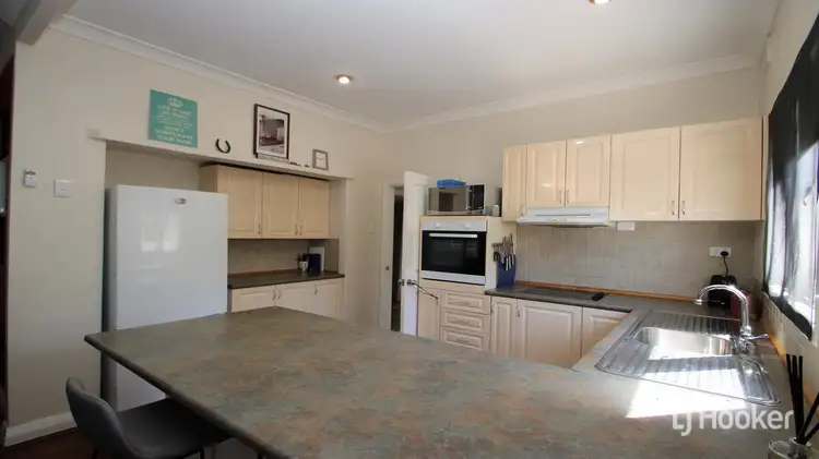 35 Atkinson Street South, Collie WA 6225