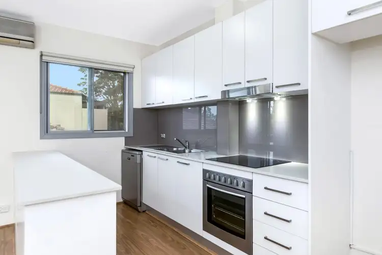2/52 Wentworth Avenue, Mascot NSW 2020