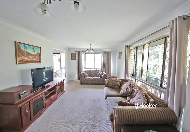 Fifth view of Homely house listing, 2 Beerwah Parade, Kallangur QLD 4503