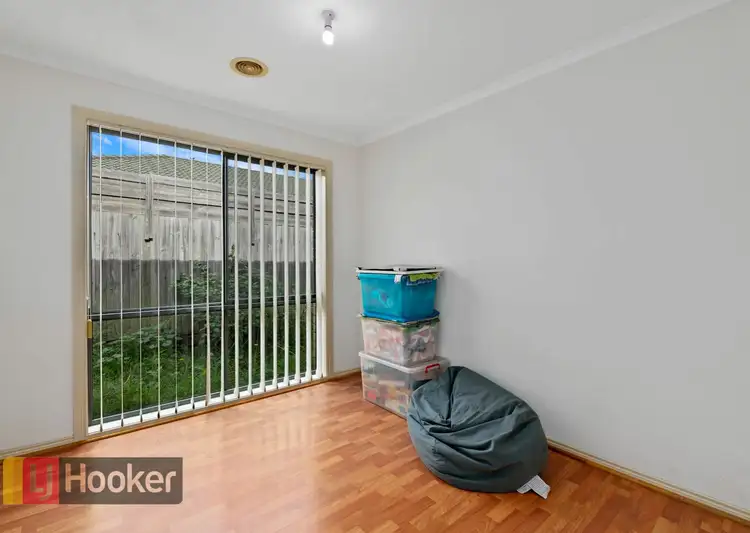 Sixth view of Homely house listing, 9 Farskiene Place, Hampton Park VIC 3976