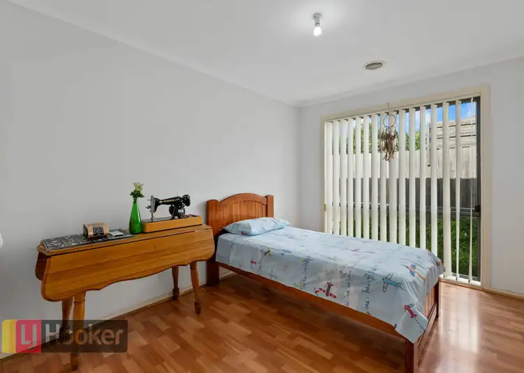 Seventh view of Homely house listing, 9 Farskiene Place, Hampton Park VIC 3976